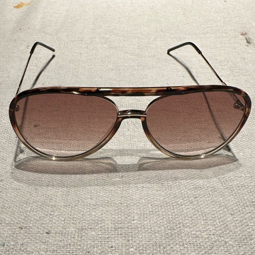 Freyrs Shay Sunglasses - Tortoise / Gradient Brown
